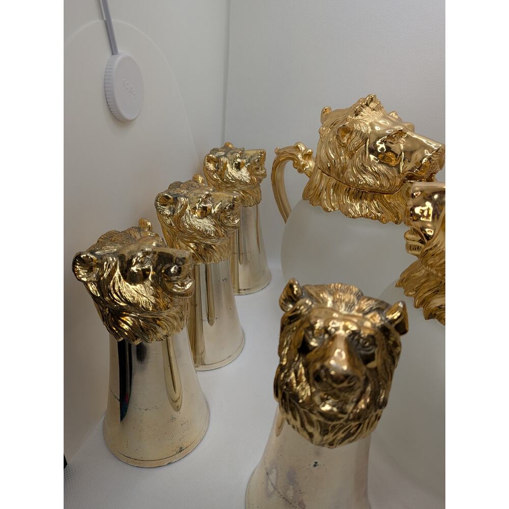 Carole Stupell Gold Lion Head Pitcher & 7 Stirrup Cups – Mid-Century Bar Set - Picture 13 of 16